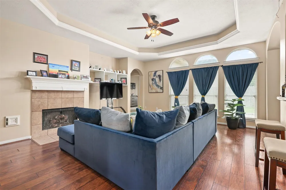 4906 Chase Stone Drive Bacliff, TX 77518
