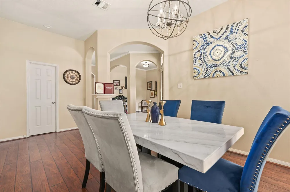 4906 Chase Stone Drive Bacliff, TX 77518