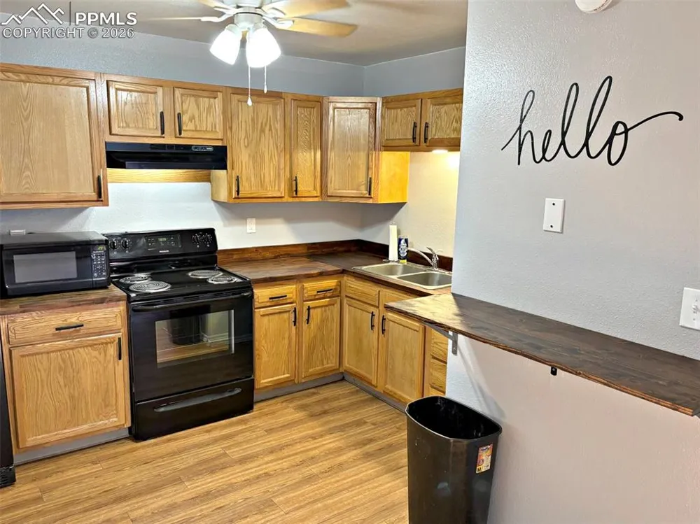 4328 Ericson Drive Colorado Springs, CO 80906