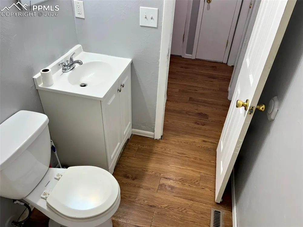 4328 Ericson Drive Colorado Springs, CO 80906