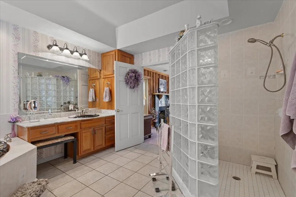 124 NE 824TH STREET Old Town, FL 32680