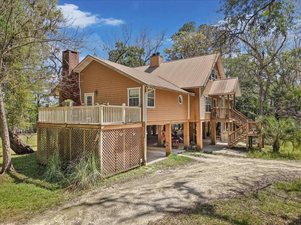 124 NE 824TH STREET Old Town, FL 32680