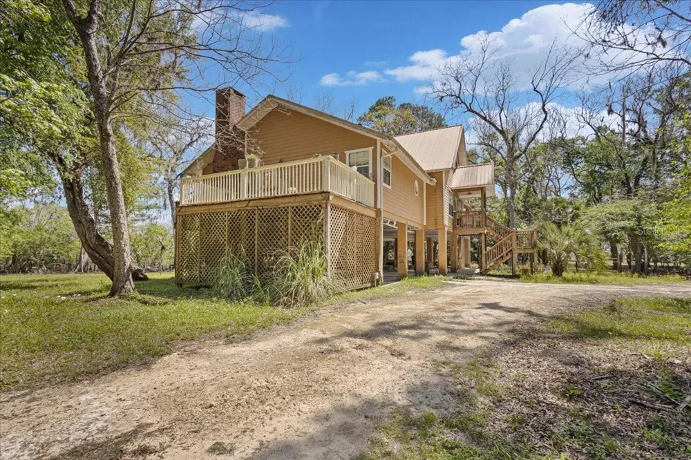 124 NE 824TH STREET Old Town, FL 32680