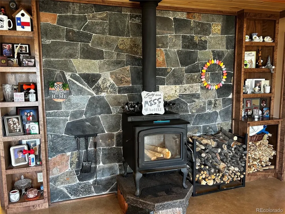 850 Insula Road Westcliffe, CO 81252
