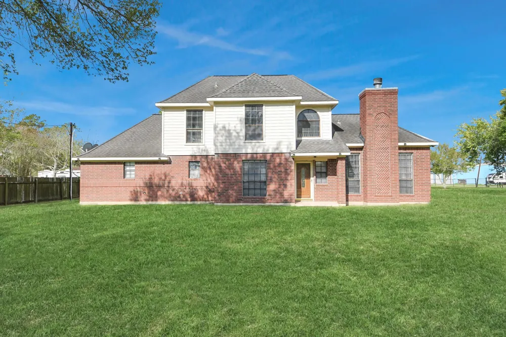 2326 Brookney Street Pearland, TX 77584