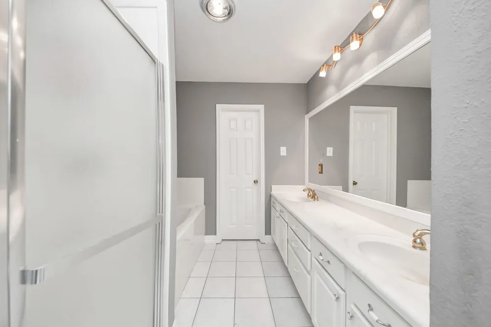 2326 Brookney Street Pearland, TX 77584