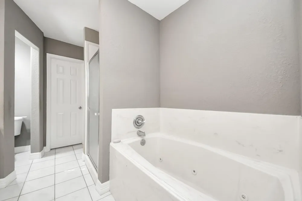 2326 Brookney Street Pearland, TX 77584