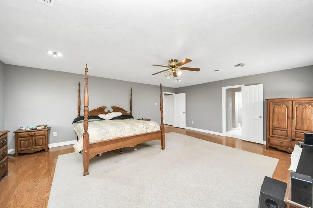 2326 Brookney Street Pearland, TX 77584