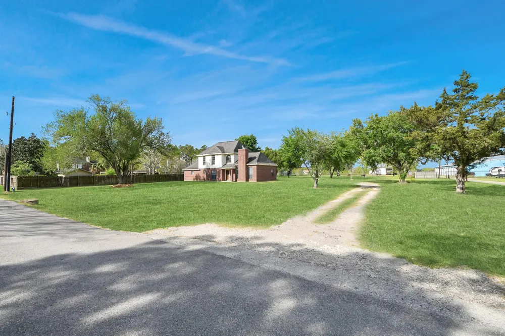 2326 Brookney Street Pearland, TX 77584