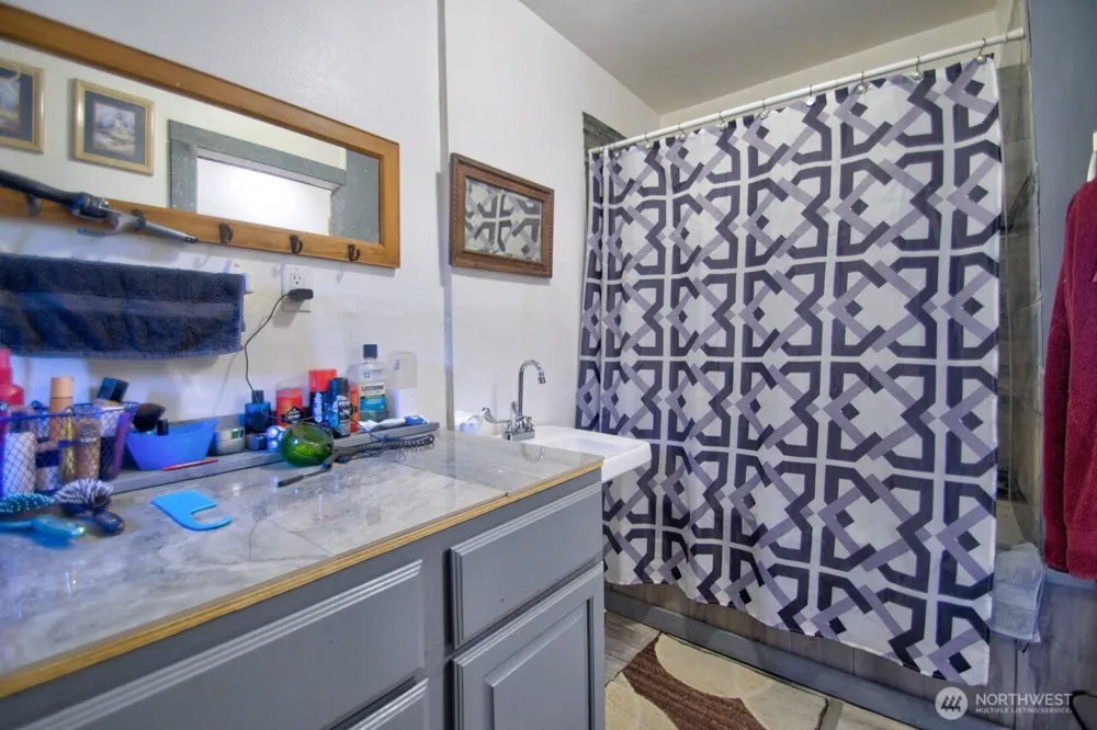 715 Copalis Beach Road Copalis Beach, WA 98535