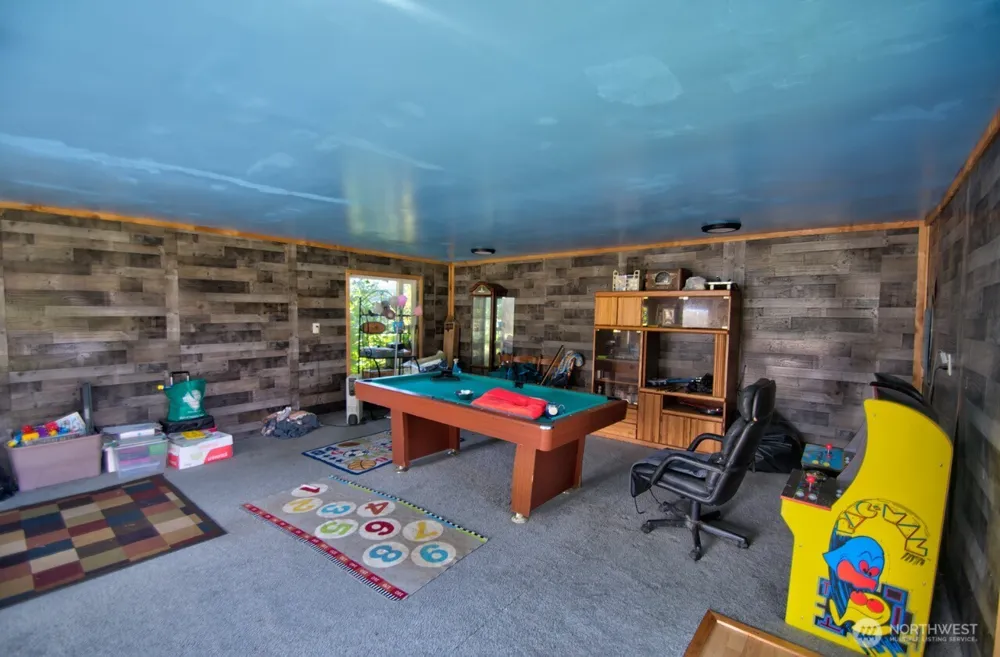 715 Copalis Beach Road Copalis Beach, WA 98535