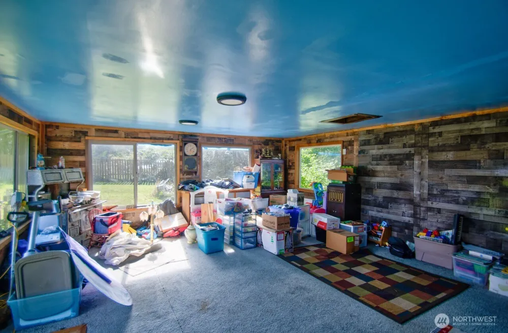 715 Copalis Beach Road Copalis Beach, WA 98535