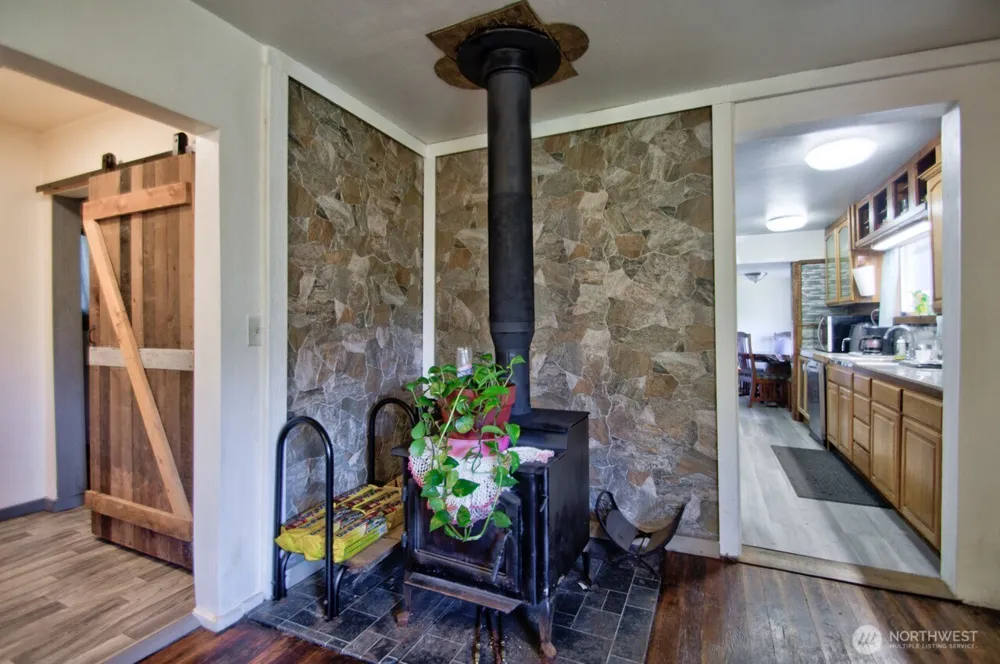 715 Copalis Beach Road Copalis Beach, WA 98535