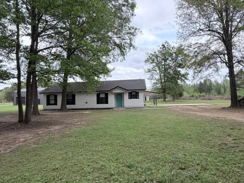 196 County Road 2220