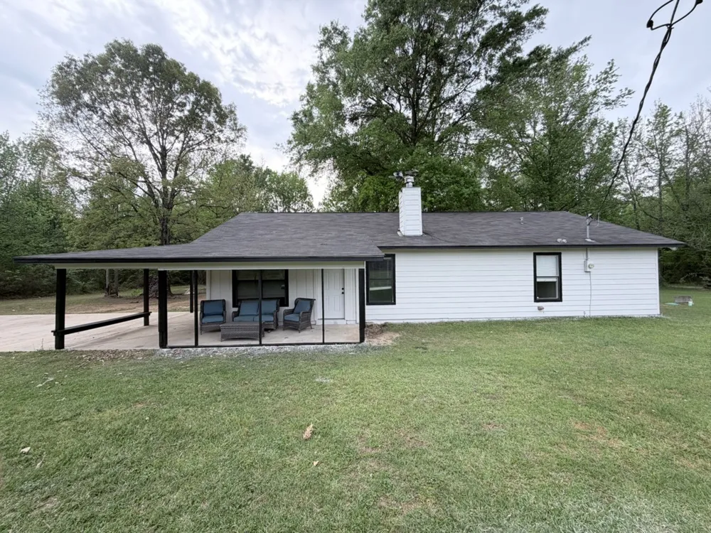 196 County Road 2220 Pittsburg, TX 75686