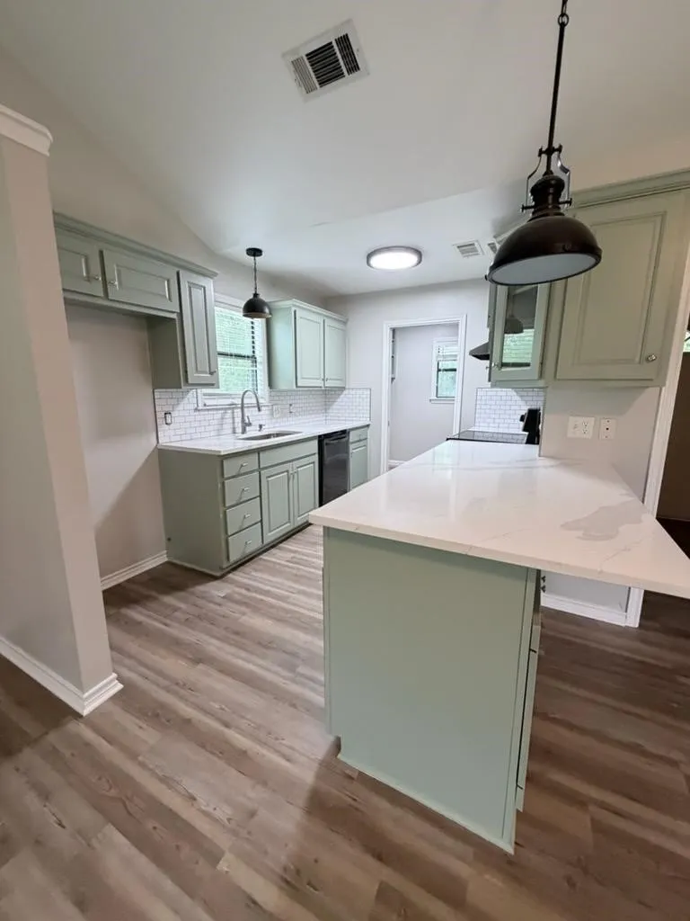 196 County Road 2220 Pittsburg, TX 75686
