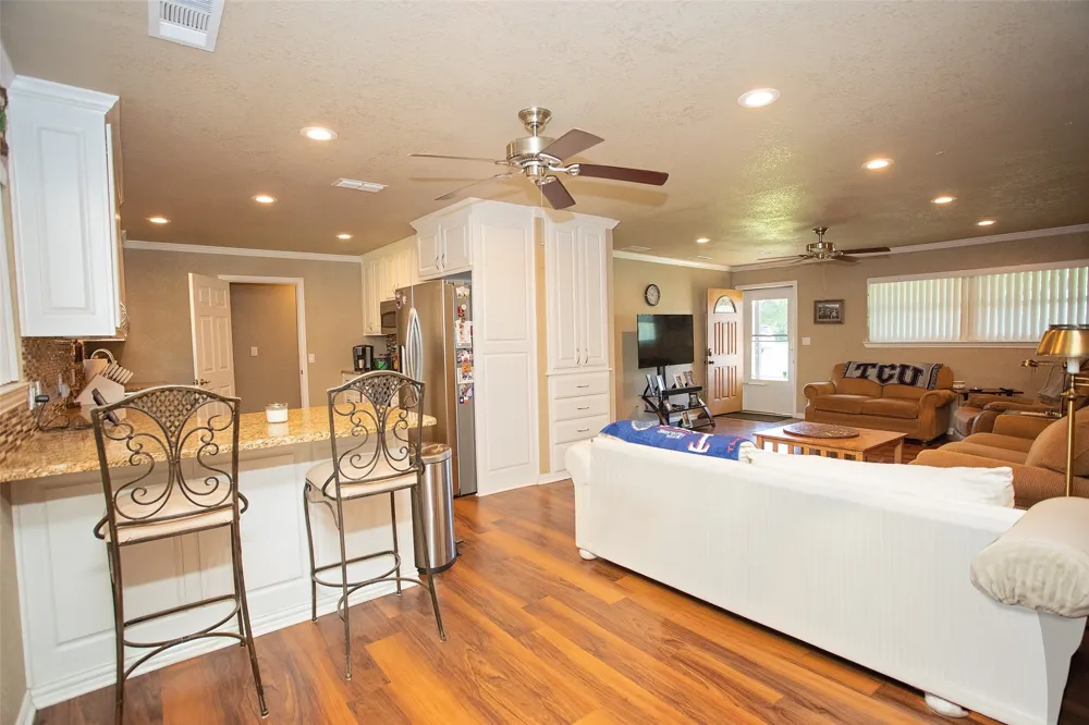 1405 Thompson Drive Graham, TX 76450
