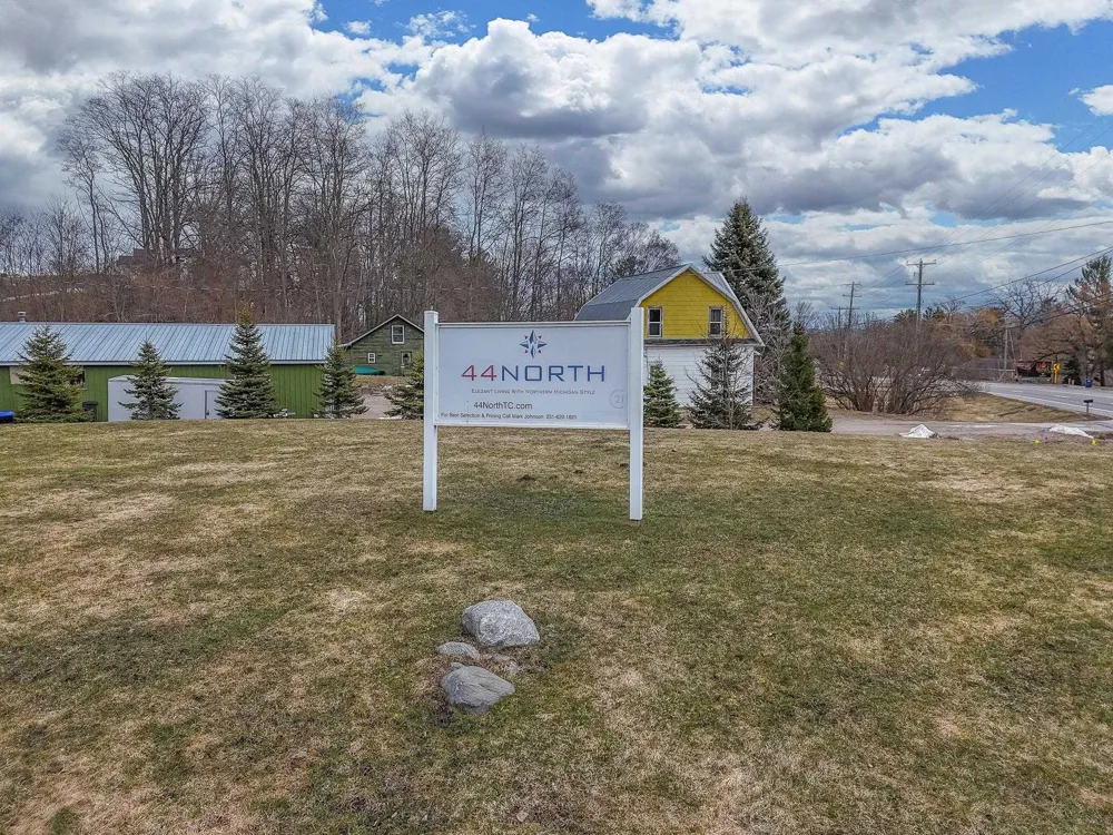 13793 S Celestial Ridge Drive Elmwood Charter Township, MI 49684