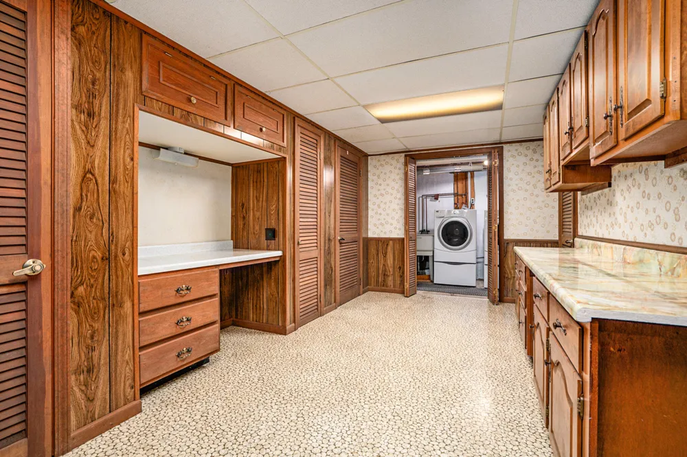340 W Railroad Street Centreville Village, MI 49032