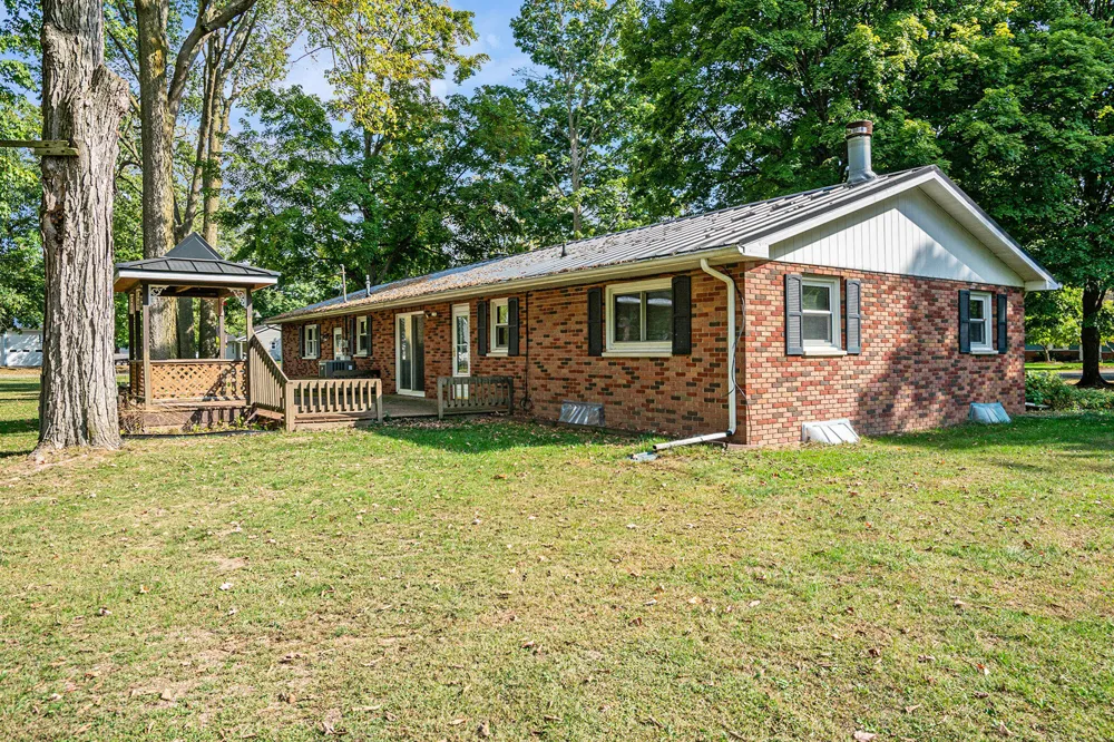 340 W Railroad Street Centreville Village, MI 49032