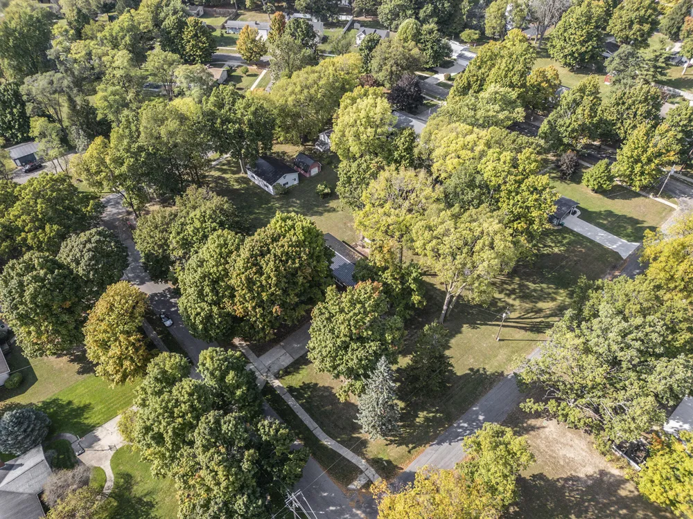 340 W Railroad Street Centreville Village, MI 49032