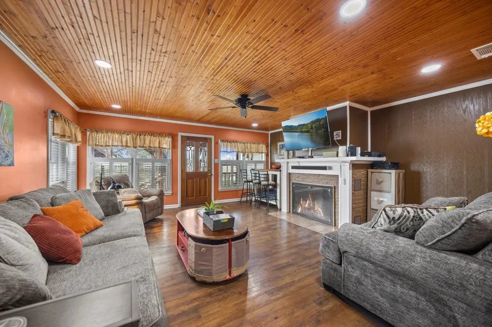 312 Gerald Drive Blanco, TX 78606