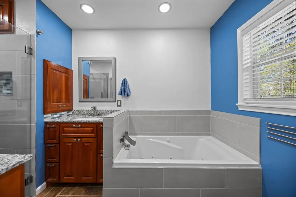 312 Gerald Drive Blanco, TX 78606