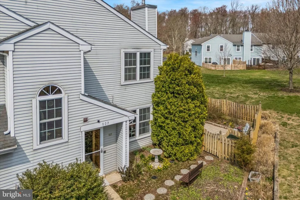 107 CAROUSEL CIRCLE Doylestown, PA 18901