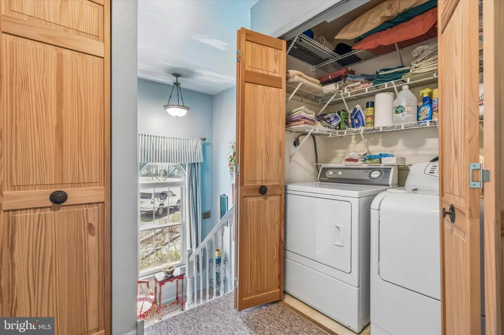 107 CAROUSEL CIRCLE Doylestown, PA 18901