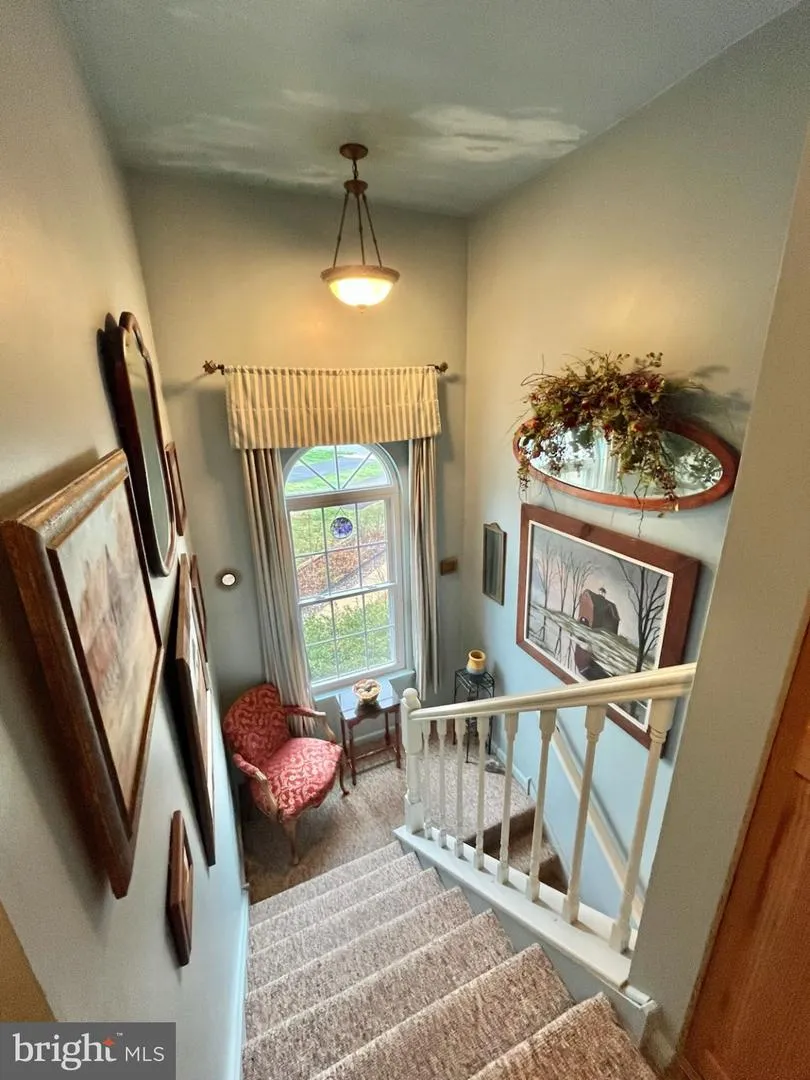 107 CAROUSEL CIRCLE Doylestown, PA 18901