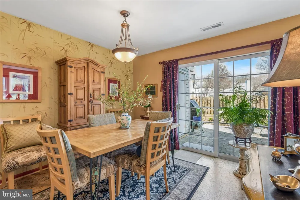 107 CAROUSEL CIRCLE Doylestown, PA 18901