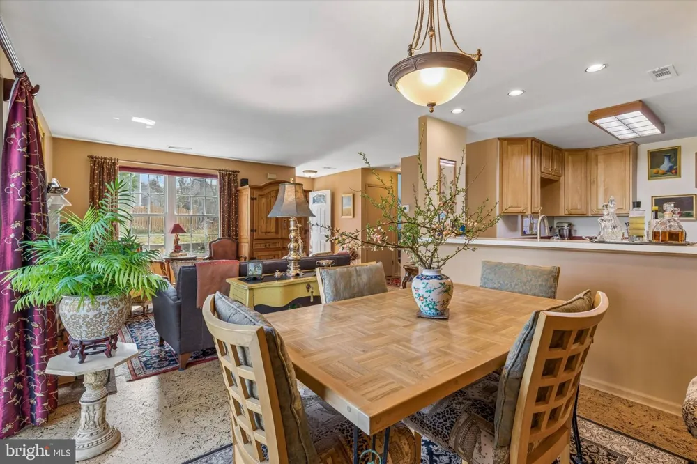 107 CAROUSEL CIRCLE Doylestown, PA 18901