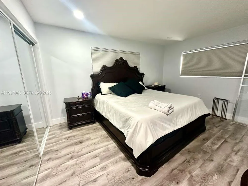 628 SW 6th Ave Hallandale Beach, FL 33009