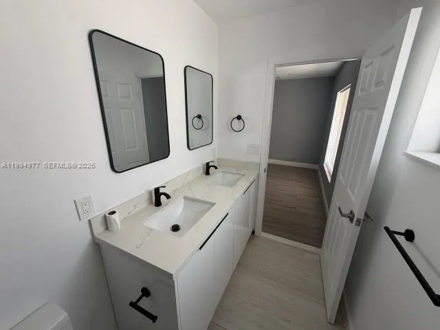 644 NW 6th Ct Hallandale Beach, FL 33009