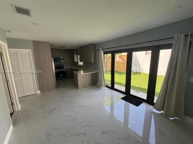 644 NW 6th Ct Hallandale Beach, FL 33009