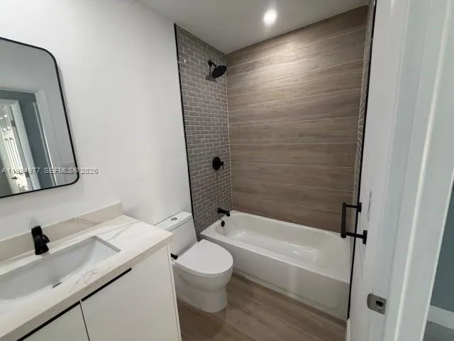 644 NW 6th Ct Hallandale Beach, FL 33009