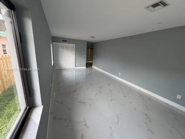 644 NW 6th Ct Hallandale Beach, FL 33009