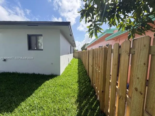 644 NW 6th Ct Hallandale Beach, FL 33009
