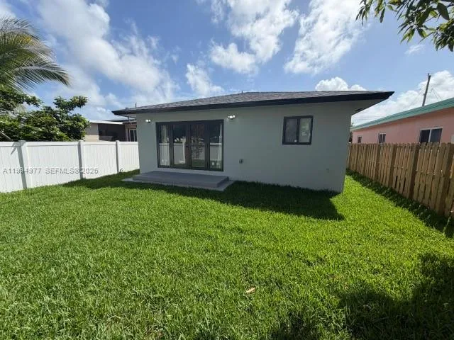 644 NW 6th Ct Hallandale Beach, FL 33009