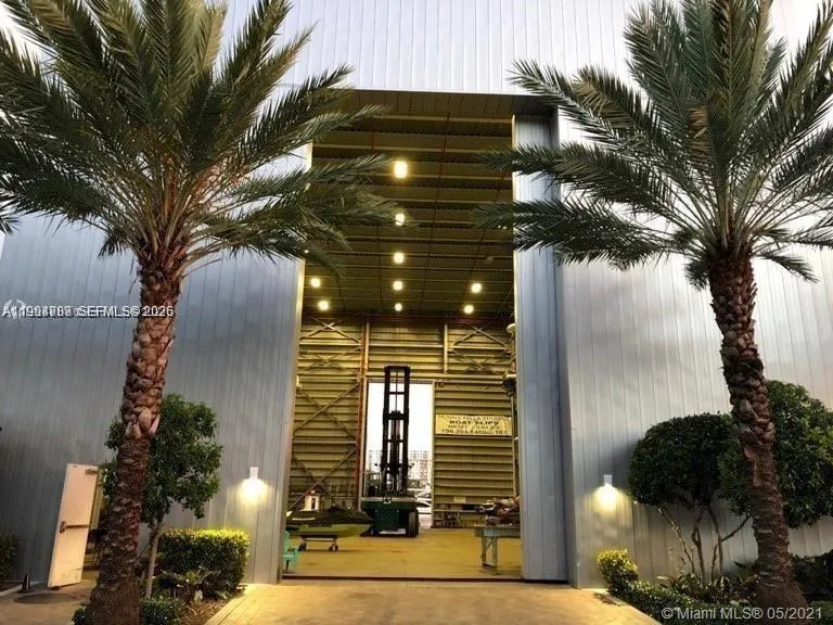 400 Sunny Isles Blvd Sunny Isles Beach, FL 33160