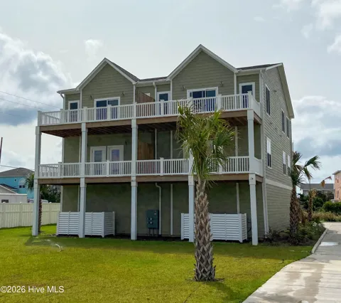 3307 Emerald Drive #East