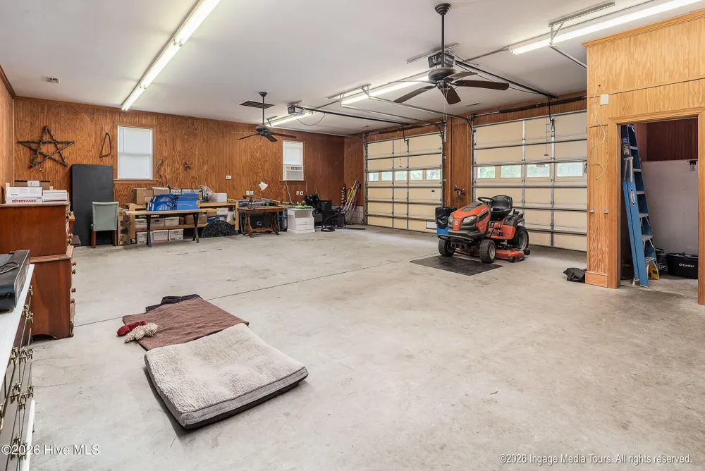 1952 Whichard Cherry Lane Road Stokes, NC 27884
