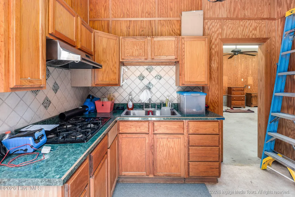 1952 Whichard Cherry Lane Road Stokes, NC 27884