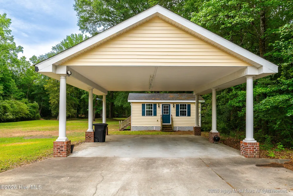 1952 Whichard Cherry Lane Road Stokes, NC 27884