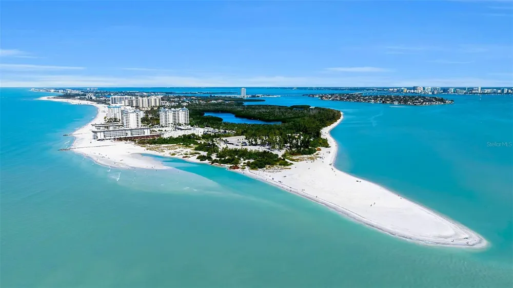 243 COOLIDGE DRIVE Sarasota, FL 34236