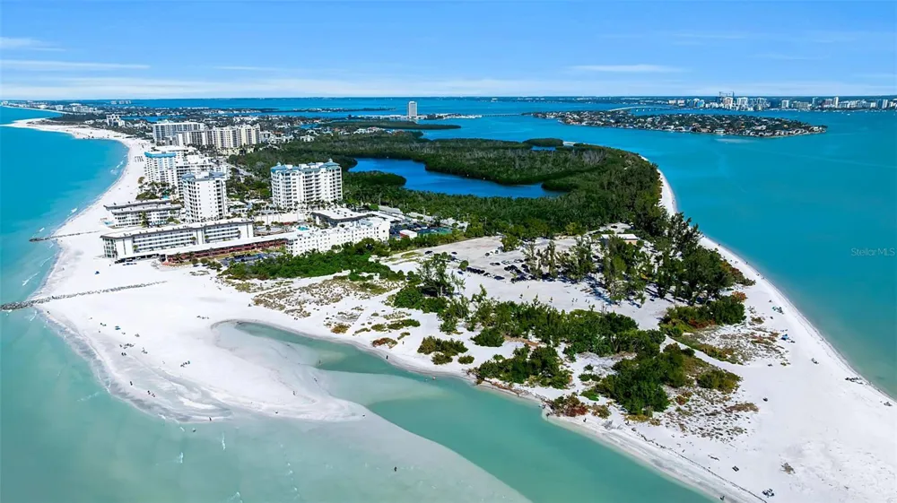 243 COOLIDGE DRIVE Sarasota, FL 34236