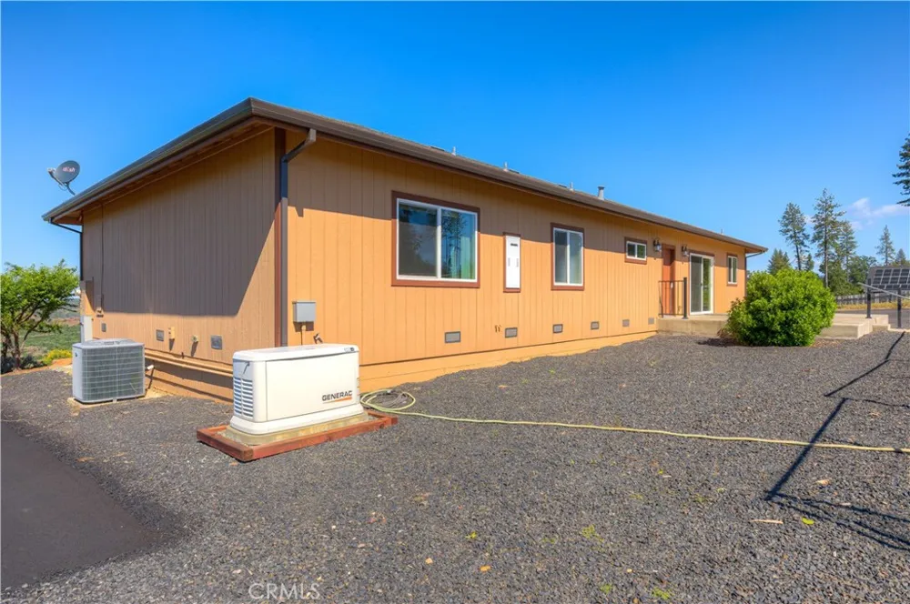 6092 Cliff Drive Paradise, CA 95969