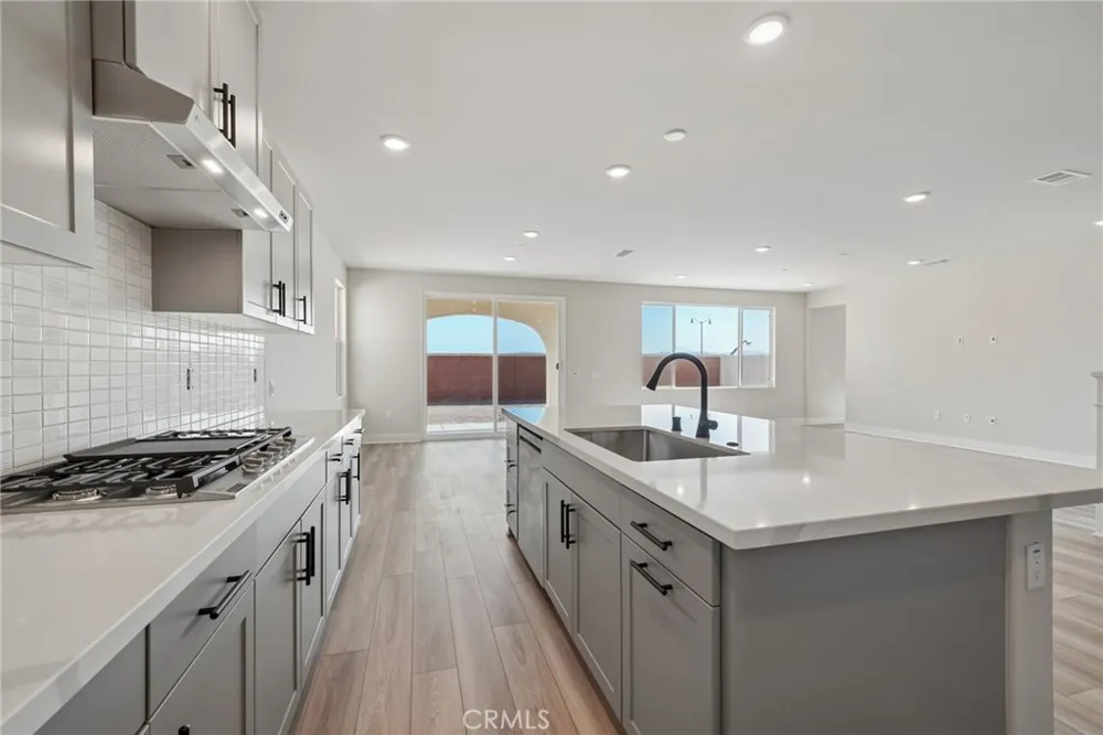 8521 Tamarack Avenue Chino, CA 91708