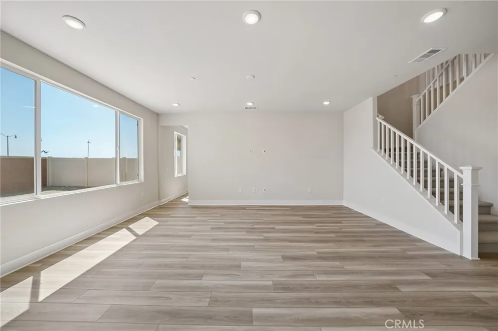 8521 Tamarack Avenue Chino, CA 91708