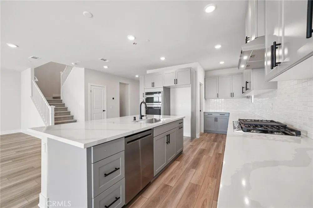 8521 Tamarack Avenue Chino, CA 91708